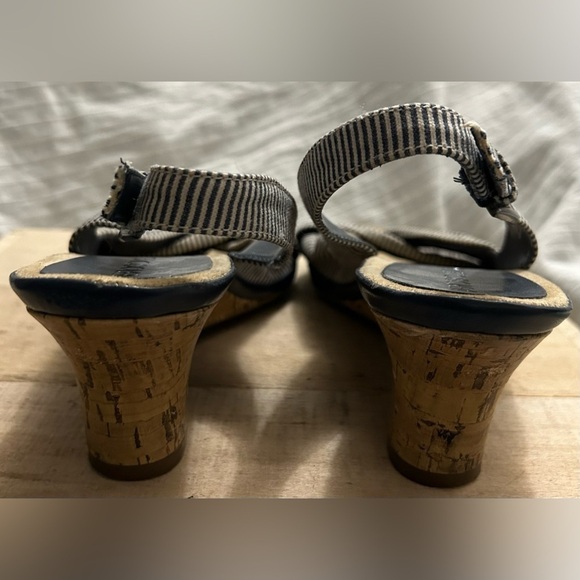 Aerosoles Open Toe Denim Sling Back corkscrew Wedge Women Size 10 - Picture 5 of 9